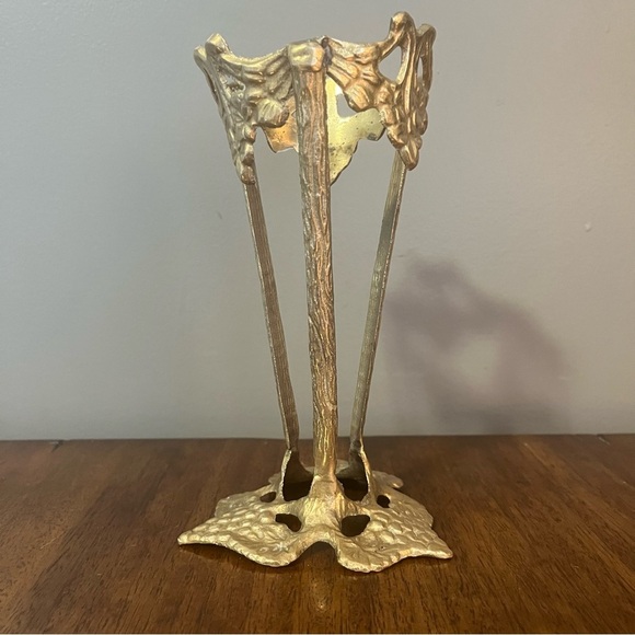 Vintage brass grapevine stand for bowl, vase or wine bottle - Picture 3 of 11